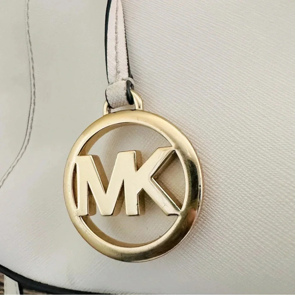 Micheal Kors Ciara Saffiano Leather Satchel/Crossbody Bag - Picture 7 of 16